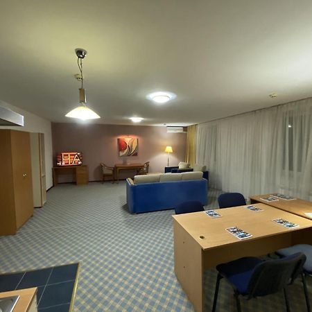 Green Hotel 阿特劳 外观 照片