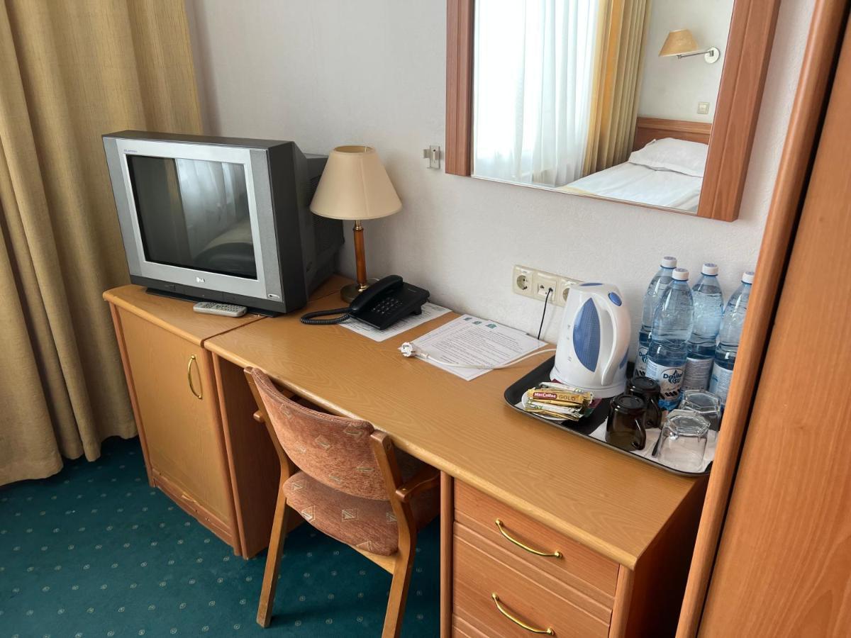 Green Hotel 阿特劳 外观 照片