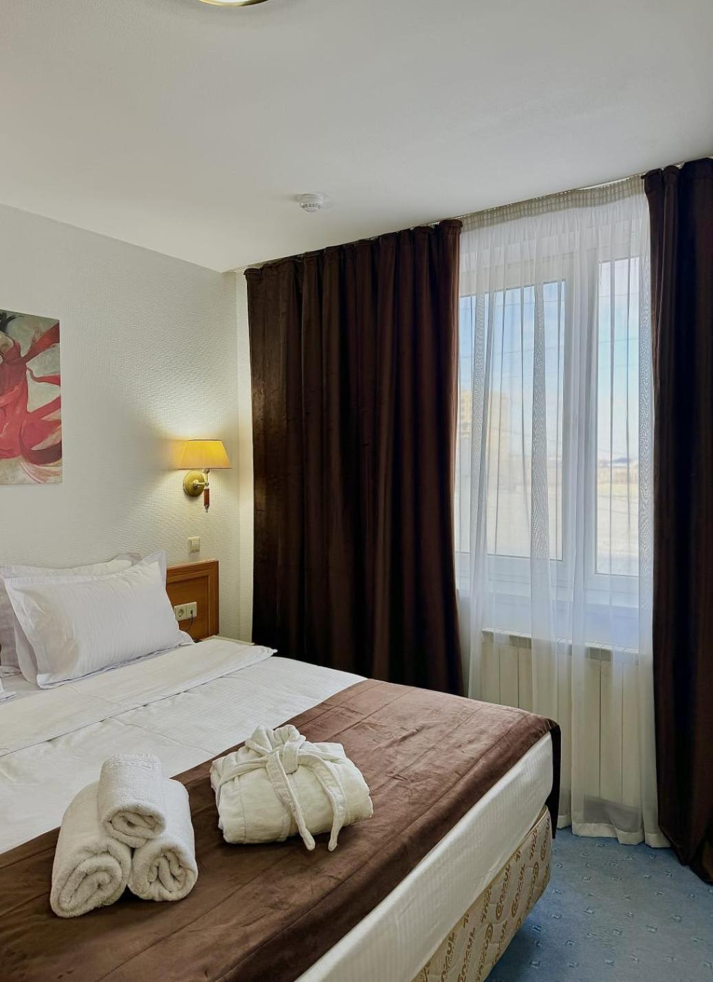 Green Hotel 阿特劳 外观 照片