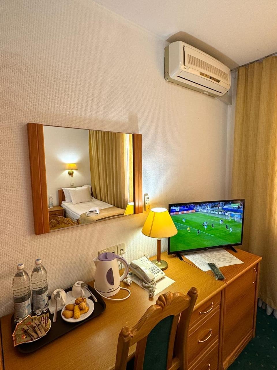 Green Hotel 阿特劳 外观 照片