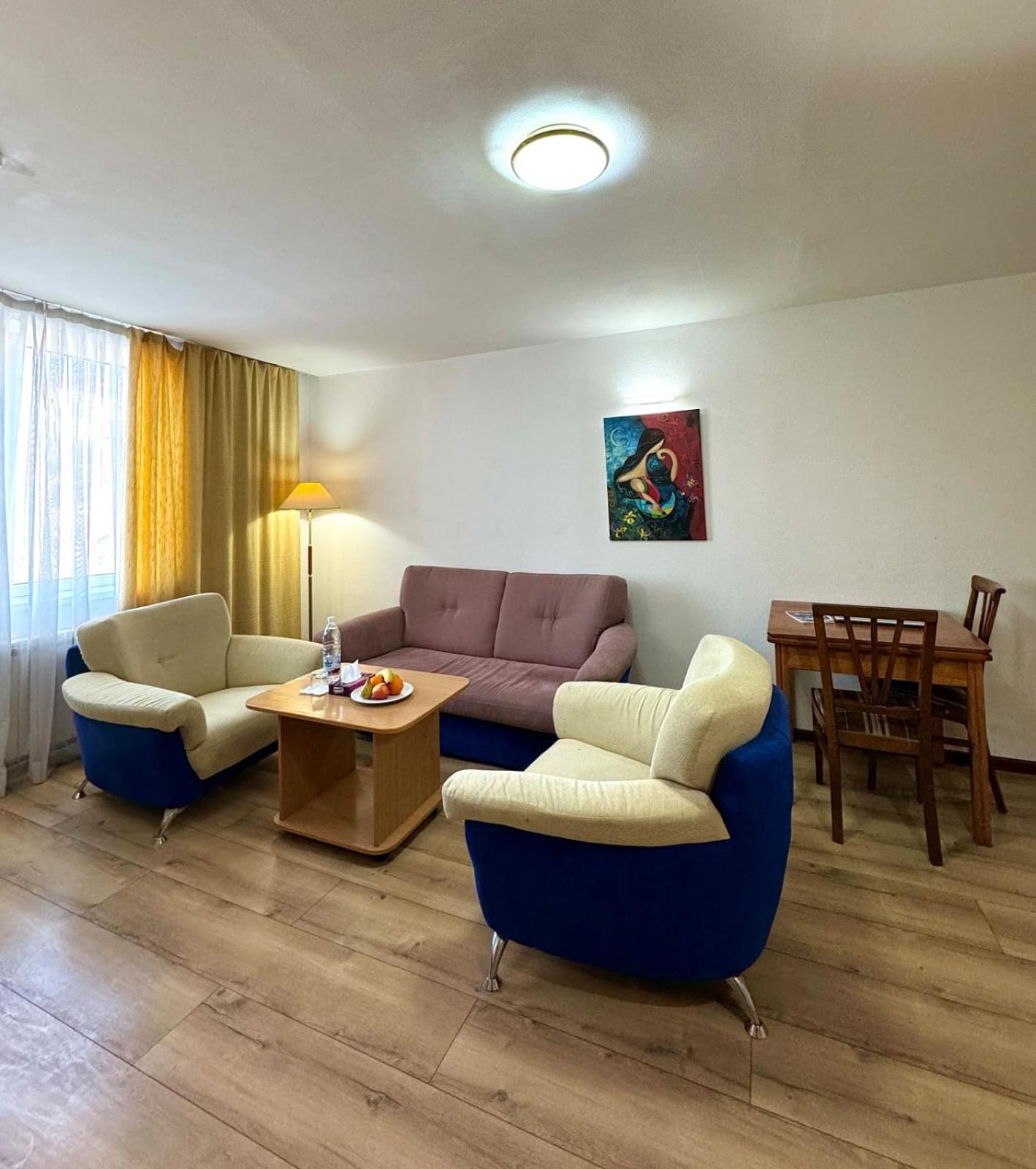 Green Hotel 阿特劳 外观 照片