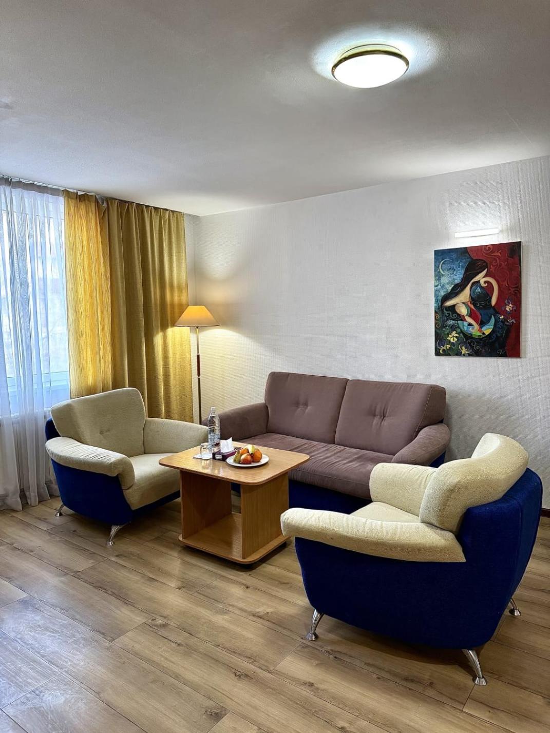 Green Hotel 阿特劳 外观 照片