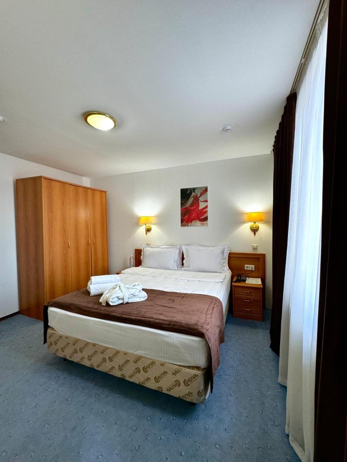 Green Hotel 阿特劳 外观 照片