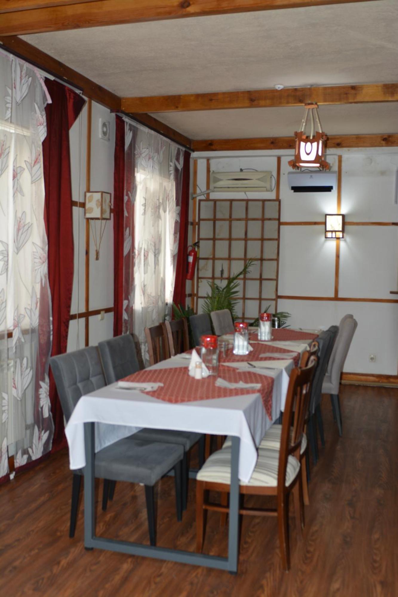 Green Hotel 阿特劳 外观 照片