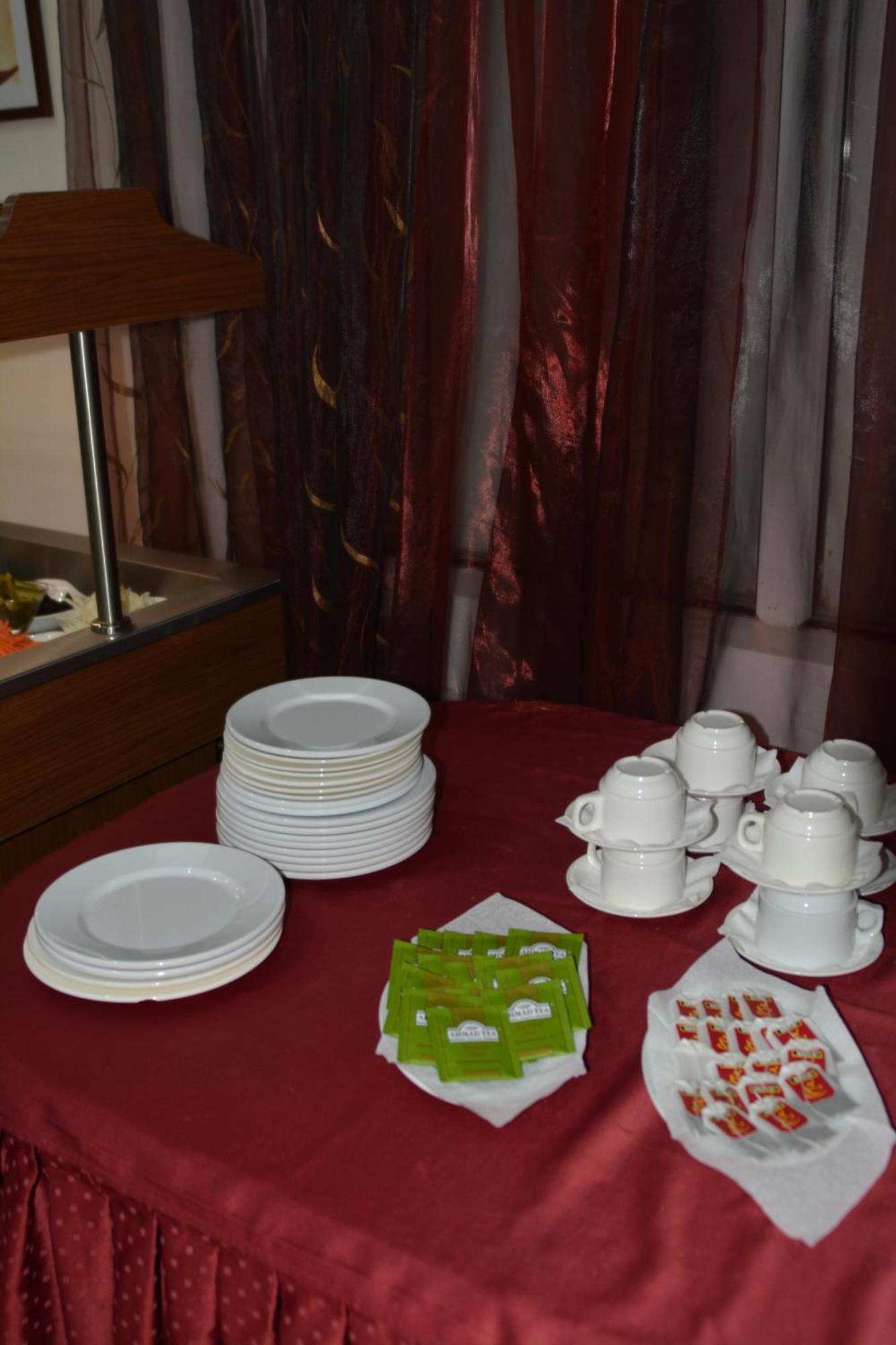 Green Hotel 阿特劳 外观 照片